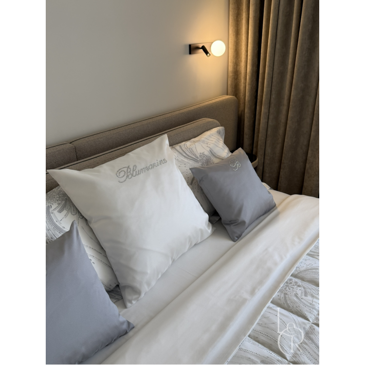 Декоративная подушка Blumarine Note Blu Bianco 60Х60 - 1 шт - Код товара p74015
