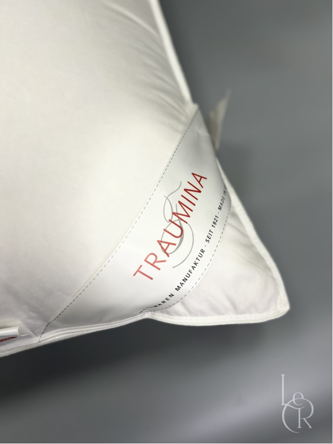 Подушка Traumina ELEGANCE KISSEN — 50х70